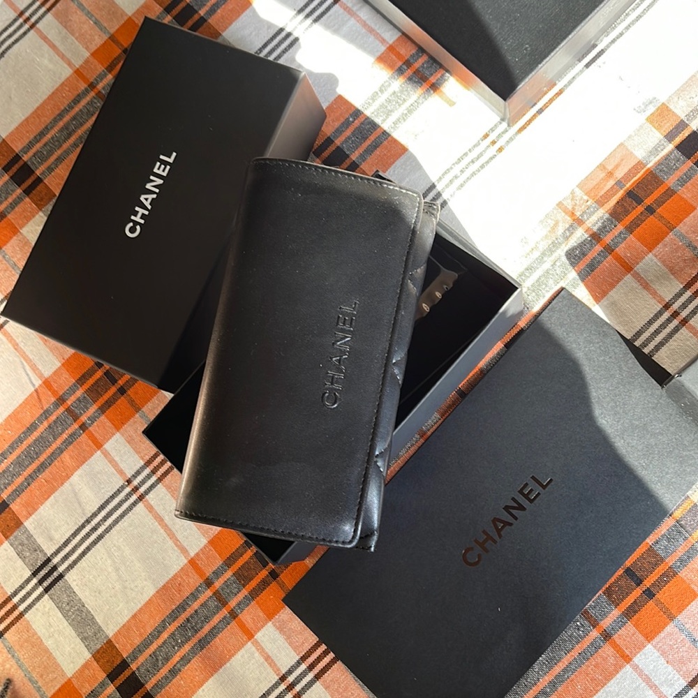 Square classic black mirrored lens Chanel sunglasses